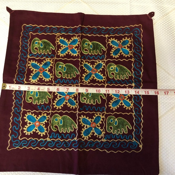 Embroidered Cushion Cover from India - Picture 5 of 5
